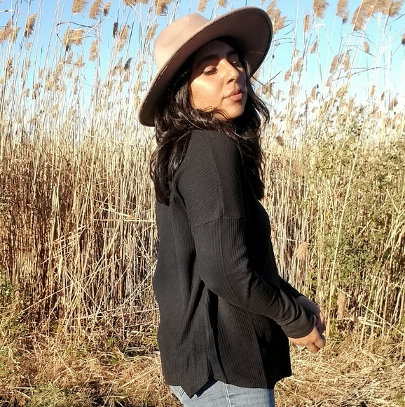 BRIGHTER DAYS BLACK WAFFLE KNIT TOP - Picture 3 of 5